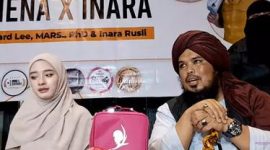 Sebelum memutuskan untuk menanggalkan cadar atau nikabnya, Inara Rusli sudah bertanya terlebih dahulu kepada Ustaz Derry Sulaiman mengenai hukum bercadar. (Foto: YouTube/ Intens Investigasi)