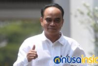 Ketum Pro Jokowi Budi Arie Setiadi membantah anggapan Adian Napitupulu yang menilai para relawan menjerumuskan Jokowi keluar dari batasannya sebagai presiden