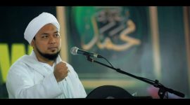 Foto. KHR Azaim Ibrahimy, Pengasuh Pondok Pesantren (Ponpes) Salafiyah Syafi'iyah Sukorejo Situbondo.