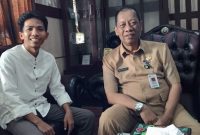 Foto. Chainur Rasyid Kepala DKPP Sumenep (Kanan), Syaiful Bahri Wartawan nusainsider (Kiri). 