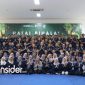 Foto Bersama Direksi dan Karyawan PT Garam Usai Acara Halal Bihalal 2024 (Ist/nusainsider.com) 