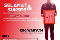 Foto. Eko Wahyudi, Kepala Desa Prenduan kecamatan Pragaan saat menerima penghargaan dari kemendes PDTT RI (ist/nusainsider.com : Arman Mubarok) 