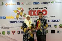 Foto. Moh Ramli, Kepala Dinas Koperasi UMKM dan Perindag (Diskop UMKM dan Perindag-Kanan), Ny Dewi Khalifah, SH, MH (Wakil Bupati Sumenep - Kiri). 