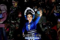 Foto. Penari Tong-tong Sumenep, Madura Jawa Timur. 