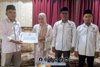 Foto. Penyerahan Program SMI Youth Exchange Oleh Bupati Sumenep Melalui Baznas setempat, Rabu 5 Februari 2025.