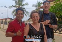 Foto. Kunjungan Tamu dari Mancanegara ke wisata kasur pasir kabupaten Sumenep. 