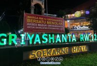 Foto. Banner Penolakan Warga RW 12 Griya Shanta Malang Jawa Timur.