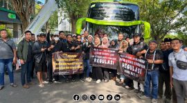 Foto. Rombongan Tenaga Honorer Kabupaten Sumenep