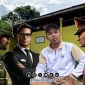 Foto. Ilustrasi (Jenderal, Polri dan Pengusaha) dan Pimred nusainsider.com Toifur Ali wafa (Kaos Kerah putih). 