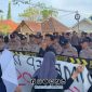 Foto. Aksi Mahasiswa SUMENEP di depan Mapolres SUMENEP, Rabu 13 Agustus 2025