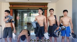 Foto. Aksi Nyeleneh Aktivis HIMPASS Kepulauan Sapeken Sumenep. 