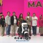 Foto bersama Peluncuran Sepeda Listrik Fox-200 oleh Polytron. 
