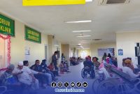 Foto. Tampak pasien diruangan tunggu Masing-masing Poli yang ada di RSUD Moh Anwar Sumenep