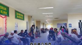 Foto. Tampak pasien diruangan tunggu Masing-masing Poli yang ada di RSUD Moh Anwar Sumenep