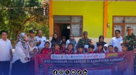 Foto. Vaksinasi Campak di SDN Baru Belah Barat kecamatan Dasuk - Sumenep