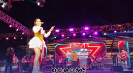 Foto. Dini Kurnia, Artis kebanggaan Jawa Timur asal Banyuwangi saat Tampil di Malam kedua Madura Culture Festival #3 2025.