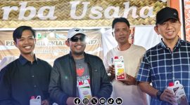 Foto. Kunjungan Bupati Sumenep Achmad Fauzi di Pameran pembangunan di Stand Petani Millenial dalam Rangkaian Madura Culture Festival #3