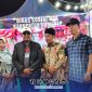 Foto. Kunjungan Bupati Sumenep ke Stand Dinsos P3A Sumenep di Pameran Pembangunan. 