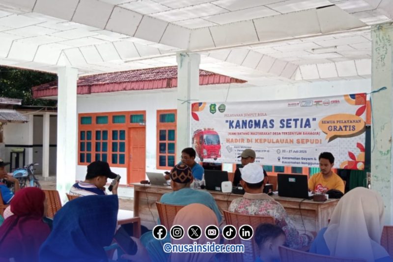 Foto. Program Kang Mas Dispendukcapil Sumenep di Kepulauan sebagai Layanan administrasi kependudukan. 