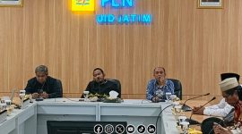 Foto. Syamsul Bahri Anggota DPRD SUMENEP saat Rapat Pemerataan pembangunan kelistrikan di Kepulauan Sumenep. 