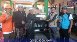 Foto. Penyerahan Bantuan kepada Pondok Pesantren Al-khoziny Buduran Jatim
