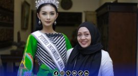 Foto. Dr Novi Sri Wahyuni, M.Kes (Kanan) saat berfoto dengan Putri Indonesia 2019 Bella Sandra (Kiri) 