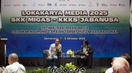 Foto. Ketua Komisi Pengaduan dan Penegakan Etika Pers, Muhammad Jazuli saat menyampaikan Materinya di Rangkaian Lokakarya SKK Migas Jabanusa Bersama media di Aula Hotel GUMAYA Semarang - Jateng. 