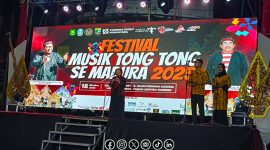 Foto. Kepala Biro Komunikasi Kementerian Republik Indonesia Indri Wahyu Susanti saat menyampaikan sambutannya di acara Pembukaan Festival Musik Tong-Tong 2025.