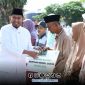 Foto. Program Sumenep Makmur Baznas Sumenep yang diserahkan Langsung Bupati Sumenep Dr H Achmad Fauzi Wongsojudo, SH., MH dalam momentum HSN 2025