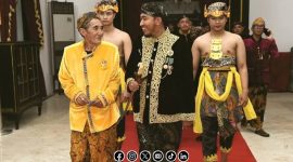Foto. Bupati Sumenep, Dr H Achmad Fauzi Wongsojudo, SH., MH saat memakai Pakaian adat Keraton dalam Momentum Hari Jadi Sumenep ke-756