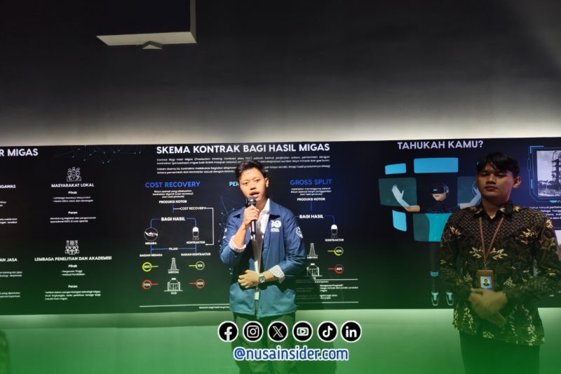 Foto. Mahasiswa ITS Surabaya (red. Society Of Petroleum Engineers) saat menyambut kunjungan Sejumlah Media Sumenep di Ruang Migas Corner. 