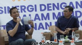 Foto. Manager PGA Kei, Kampoi Naibaho (kiri), Pjs Kepala Departemen Program dan Komunikasi SKK Migas Arief Hermawan (Kanan) dalam Kegiatan Media Gathering bersama Jurnalis Sumenep di Hotel Samara Batu-Jatim. 