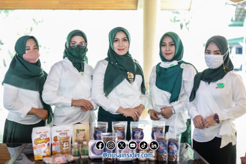 Foto. Penggerak UMKM HKTI Jatim saat Bersama DPD RI Dr Lia Istifhama Beberapa Bulan Lalu