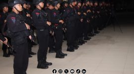 Foto. Apel Kesiapsiagaan Brimob Yang Hendak diterjunkan ke kepulauan Kangean Sumenep. 