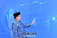 Foto. KH Imam Hasyim, Wakil Bupati Sumenep saat Launching Aplikasi SIKERIS