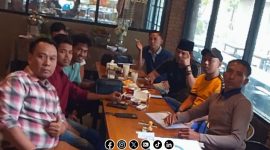 Foto. Pengurus Jurnalis Sumenep Independen (JSI) saat melaksanakan Rapat beberapa Hari Lalu di Lotus Cafe. 