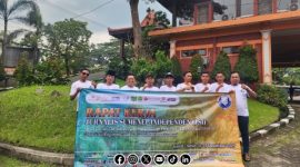 Foto Bersama Jurnalis Sumenep Independen (JSI) saat Perjalanan usai Rapat Kerja (Raker) di Kota Batu