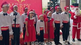 Foto. Hari Natal Bersama Hotel Swiss-Bellin Manyar Surabaya
