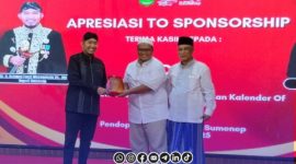 Foto. Momen Apresiasi Sponsor oleh Bupati Sumenep kepada KKKS - Medco Energy dalam momentum Syukuran Akhir tahun 2025 di pendopo Agung keraton Sumenep pada Rabu 24/12/2025.