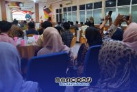 Foto. Kegiatan Serap Aspirasi Dr Lia Istifhama, S.Sos., S.Sos.i., M.E.I bersama Aktivis Badko HMI Jatim