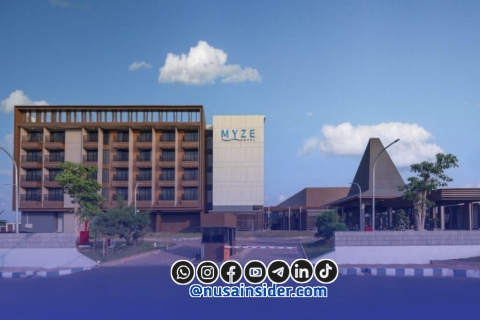 Foto. Hotel Myze sumenep tampak dari Depan. 