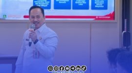 Foto. Dr Ir Arif Firmanto, S.TP., M.Si.IPU.ASEAN Eng saat menyampaikan Materinya di hadapan Mahasiswa BEM Sumenep di Aula Potre Koneng setempat 