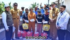 Foto Bersama usainPenyaluran Bantuan Korban Bencana di kecamatan pragaan Sumenep Madura