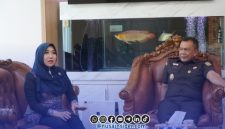 Foto. Kunjungan Kerja DPD RI Ning Lia (Kiri) bersama Kejati Jawa Timur, Agus Sahat S.T. Lumban Gaol, S.H., M.H (Kanan) 