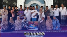 Foto Bersama Anak Yatim dan redaksi nusainsider sekaligus Ketua Panti asuhan Muhammadiyah Sumenep. 