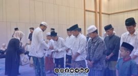 Foto. Abd Aziz Salim Syabibi saat menggelar Santunan Anak Yatim dan Buka Puasa Bersama di Ballrom Hotel Myze Sumenep. 