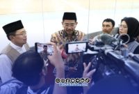 Foto. Dirjen Bimas Islam Abu Rokhmad saat diwawancarai sejumlah awak media. 