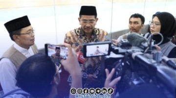 Foto. Dirjen Bimas Islam Abu Rokhmad saat diwawancarai sejumlah awak media. 
