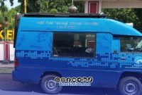 Foto. Mobil Pusling diskominfo Sumenep tampak di Jalan kecamatan Dungkek sumenep