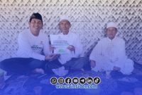 Foto. Penyerahan bantuan Renovasi musalla di kecamatan Manding sumenep oleh Baznas
